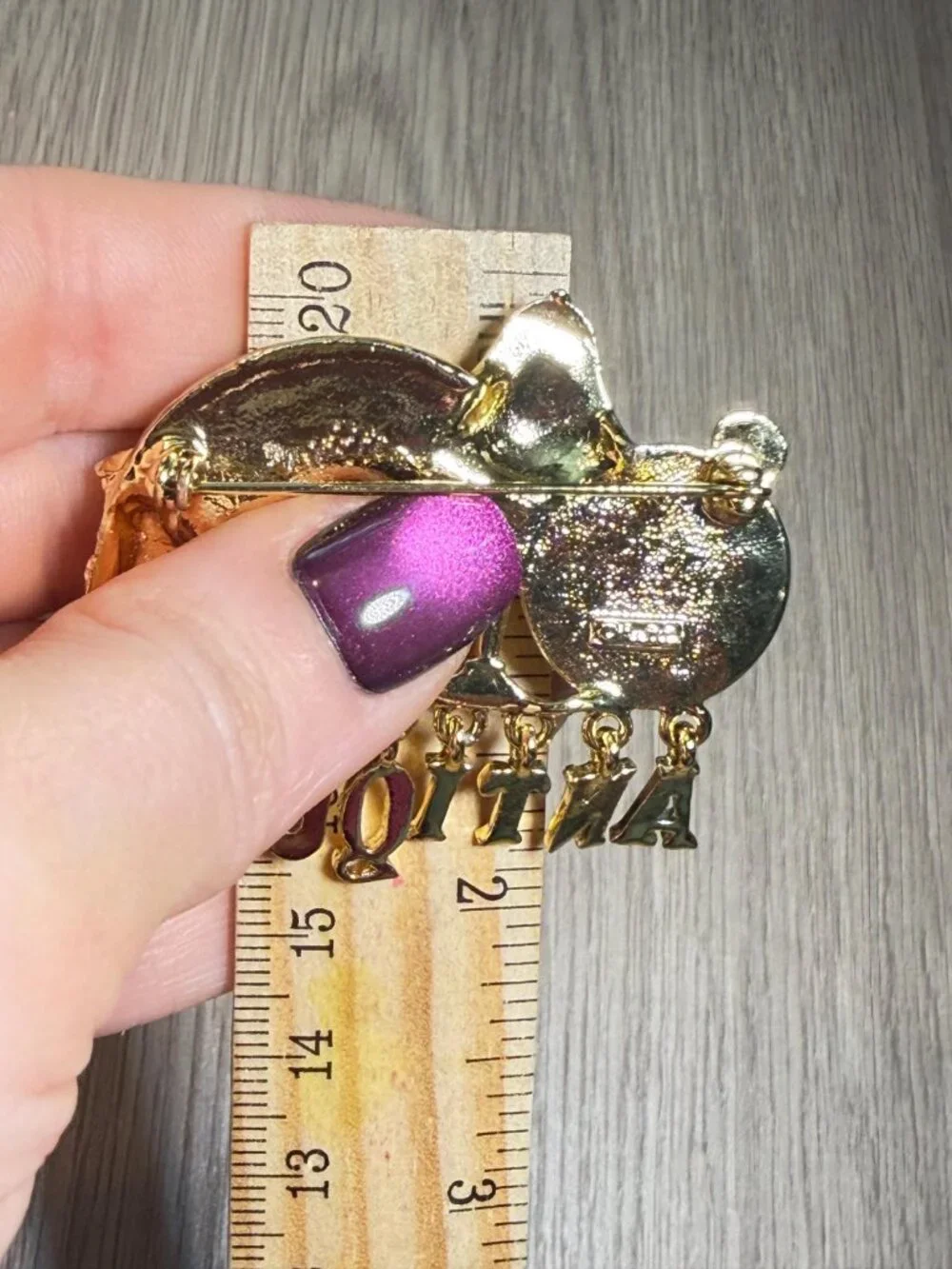 Antiques Vintage Brooch Signed AJC Gold Tone Dangle Charm Pin Lamp Clock Shoe 2.